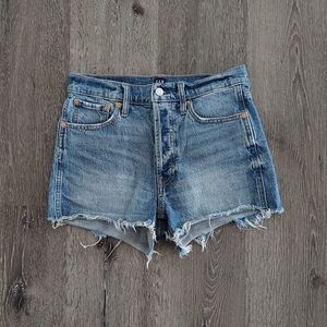 GAP Cheeky Short Distressed Button Fly Size 2